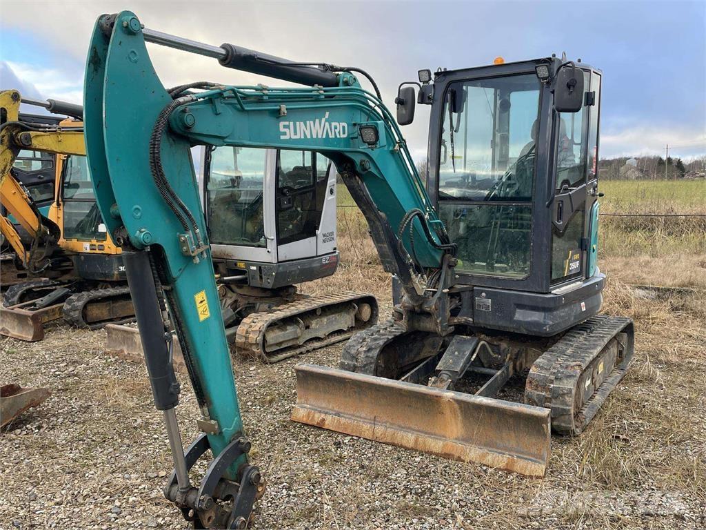 Sunward SWE35UF Mini Escavadoras <7t