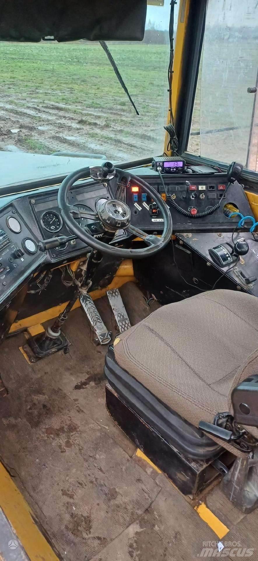 Volvo A25C Camiões articulados