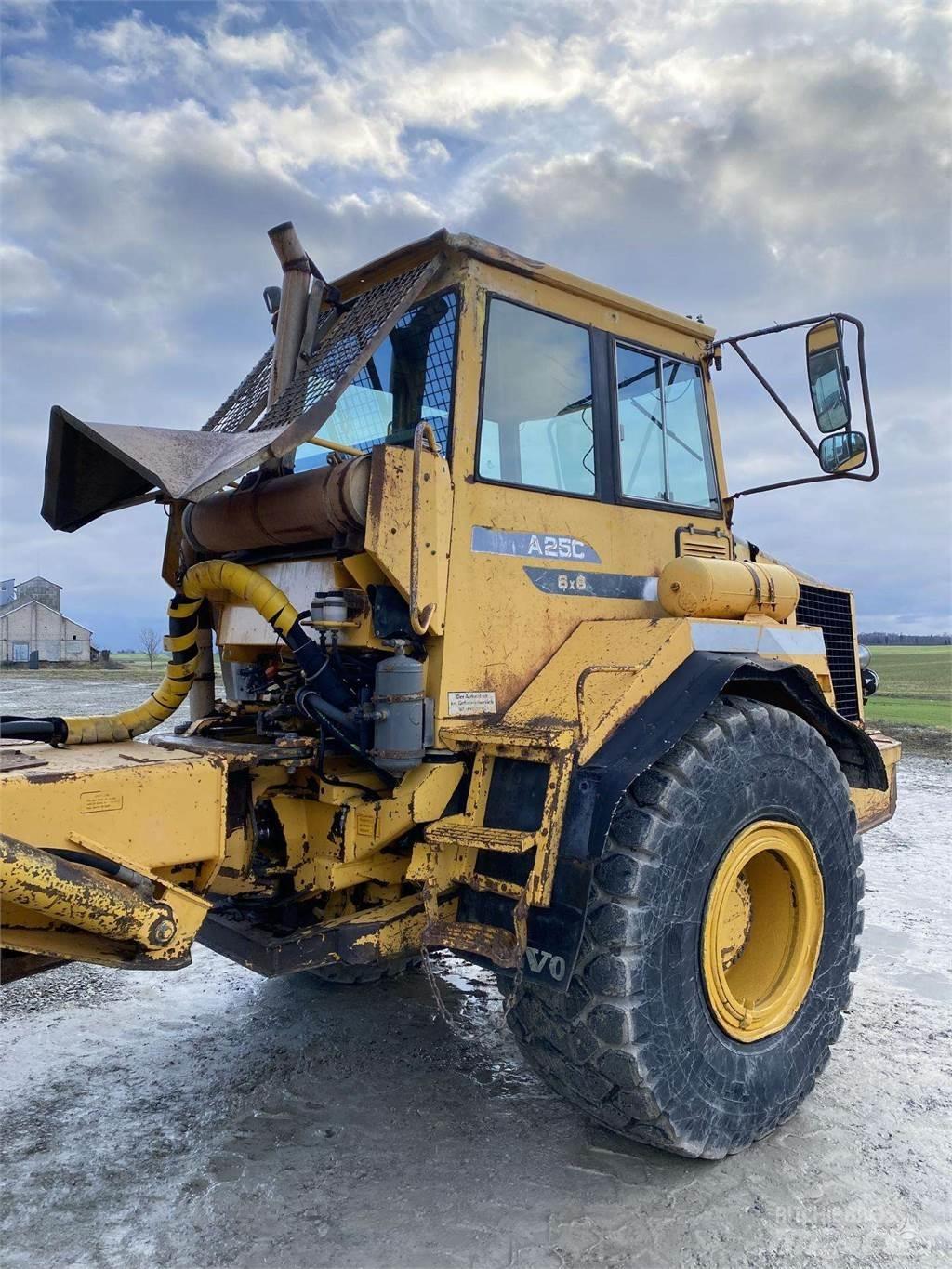 Volvo A25C , Nr.4 Camiões articulados
