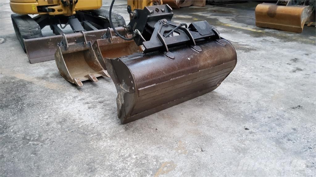 CAT 303.5E CR Mini Escavadoras <7t