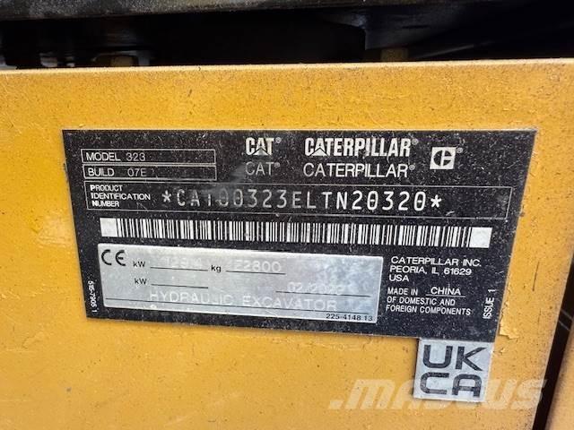 CAT 323-07 Escavadoras de rastos