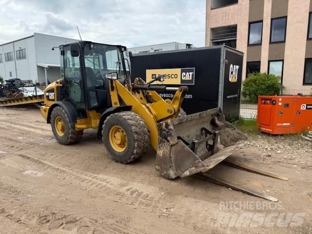 CAT 906M Pás carregadoras de rodas