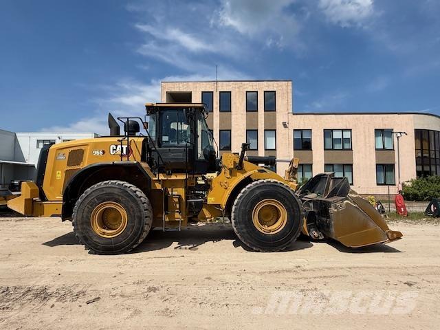 CAT 966 Pás carregadoras de rodas