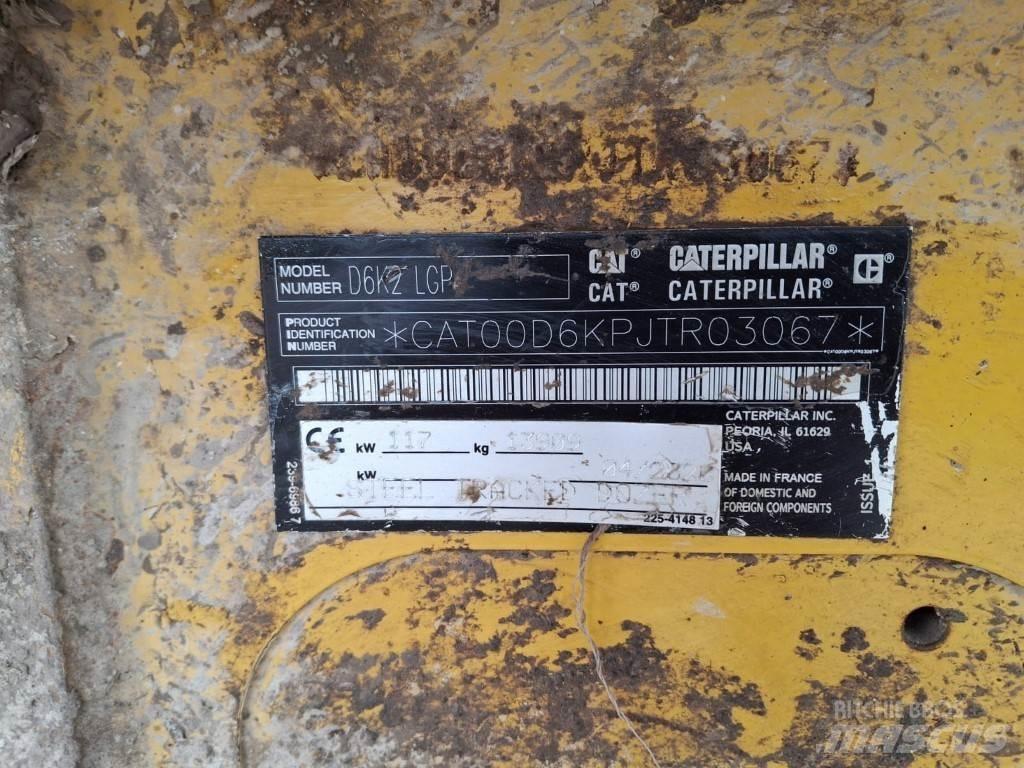 CAT D6K2 LGP Dozers - Tratores rastos