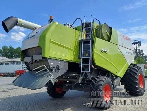 CLAAS Tucano 440 Ceifeiras debulhadoras