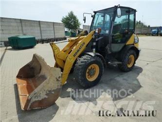 Komatsu 65 Pás carregadoras de rodas