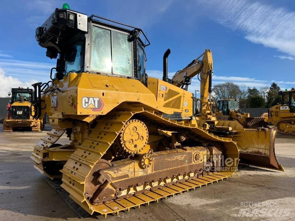 CAT D 5 LGP Dozers - Tratores rastos