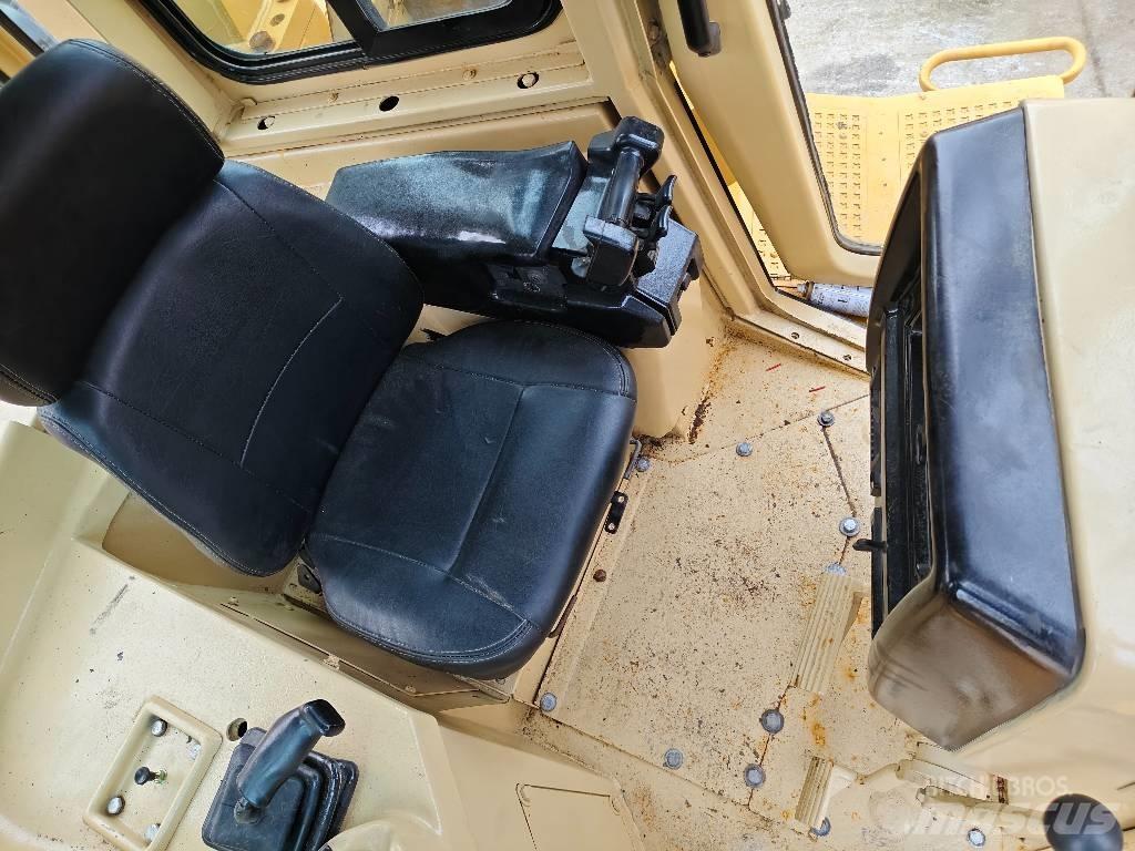 CAT D 7 R Dozers - Tratores rastos