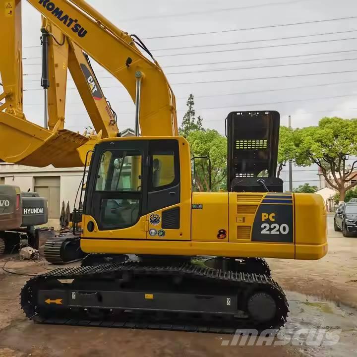 Komatsu PC220-8 Escavadoras de rastos