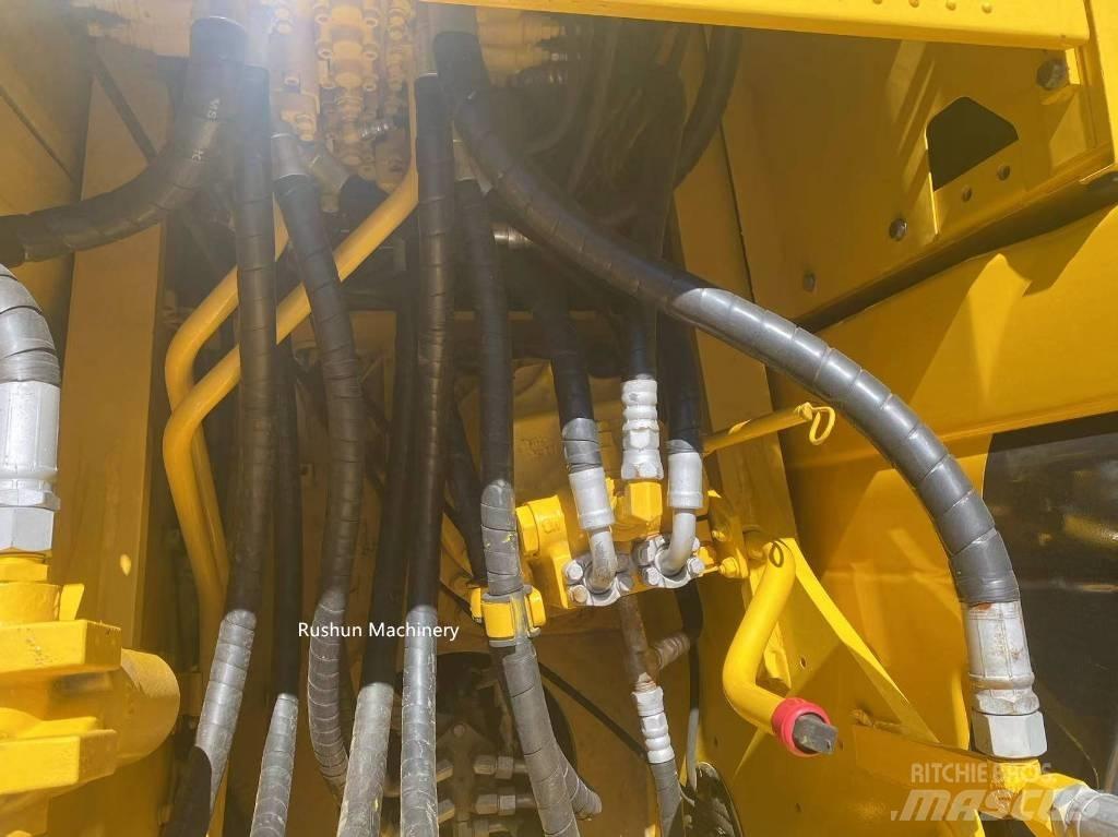 Komatsu PC 200 Escavadoras Midi 7t - 12t