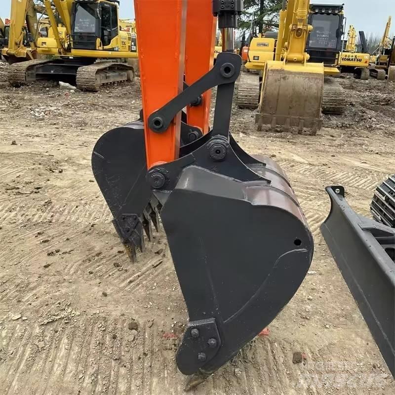 Doosan DX 80 Escavadoras Midi 7t - 12t