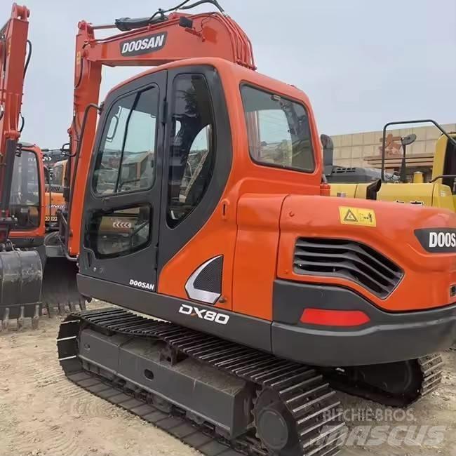 Doosan DX 80 Escavadoras Midi 7t - 12t