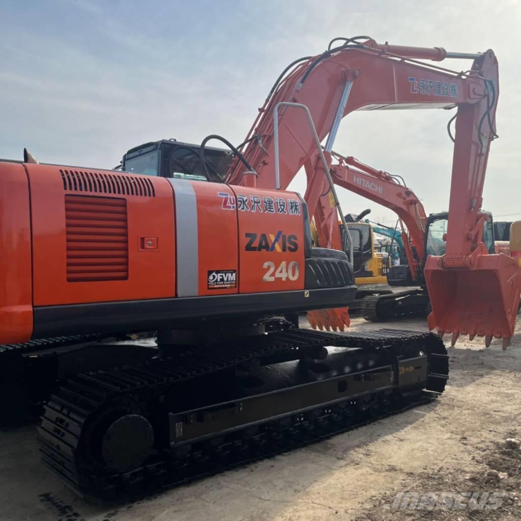 Hitachi ZX 240 Escavadoras de rastos