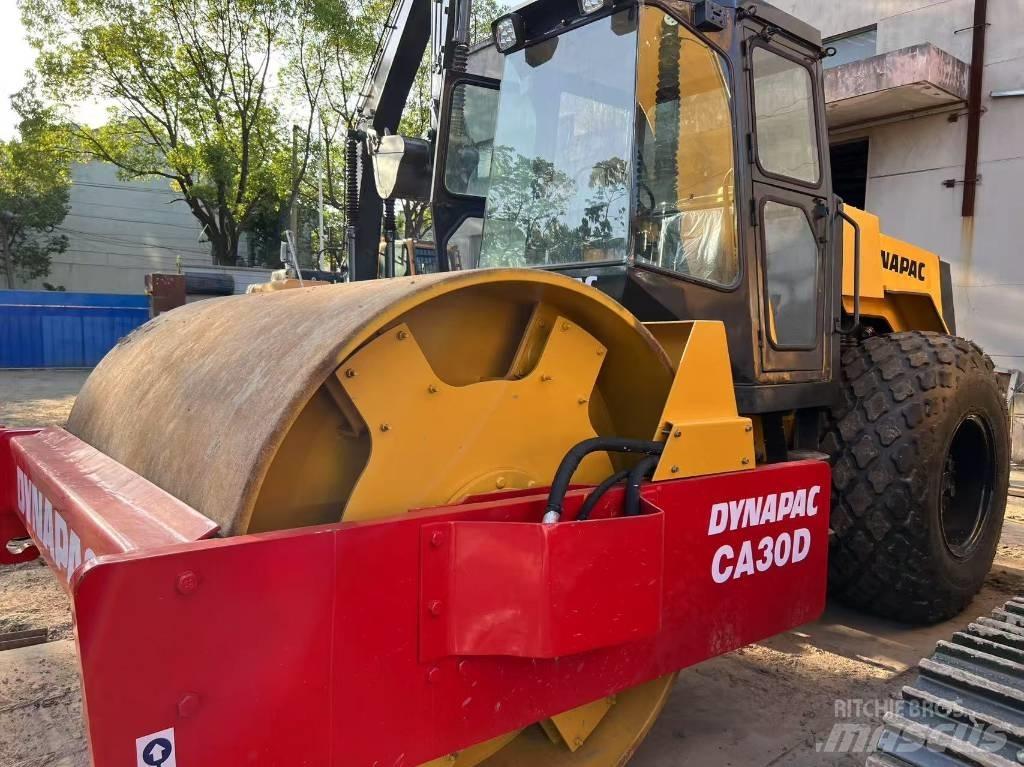 Dynapac CA 30 D Cilindros Compactadores monocilíndricos