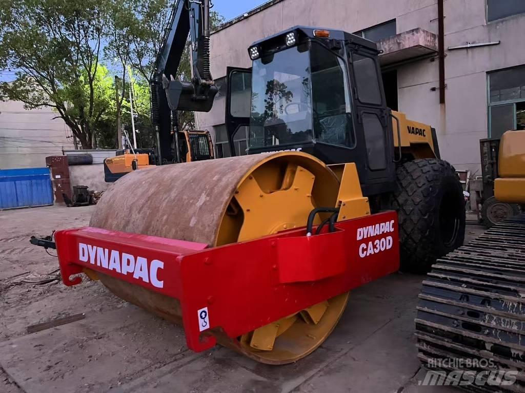Dynapac CA 30 D Cilindros Compactadores monocilíndricos