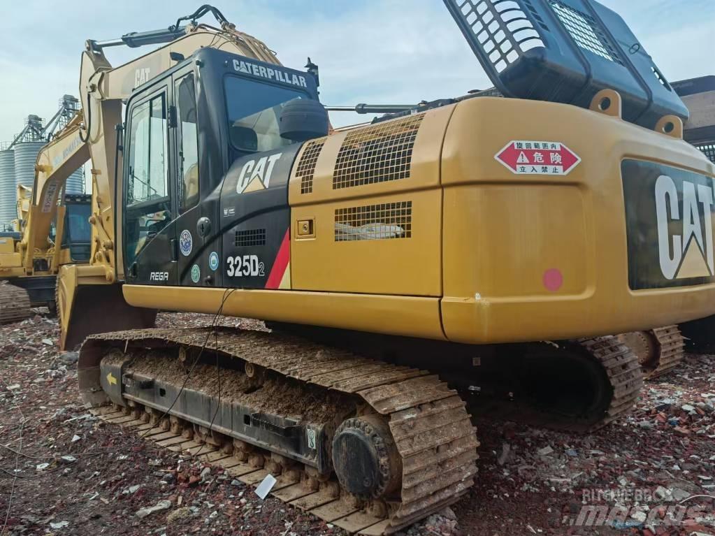 CAT 325 D2 Escavadoras de rastos
