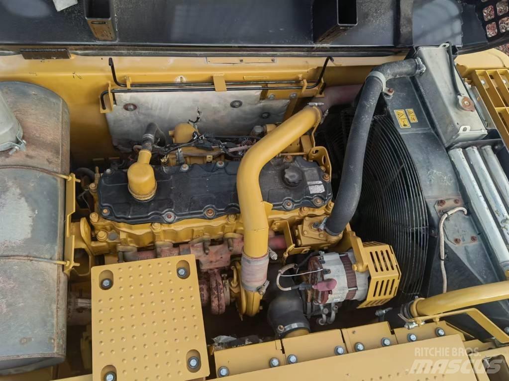 CAT 325 D2 Escavadoras de rastos