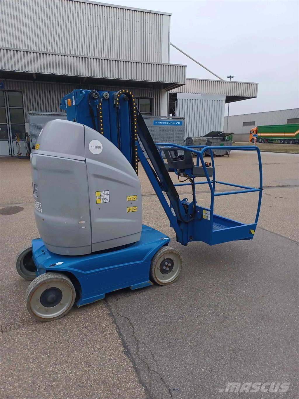 JLG Toucan 10E-L Elevadores braços articulados