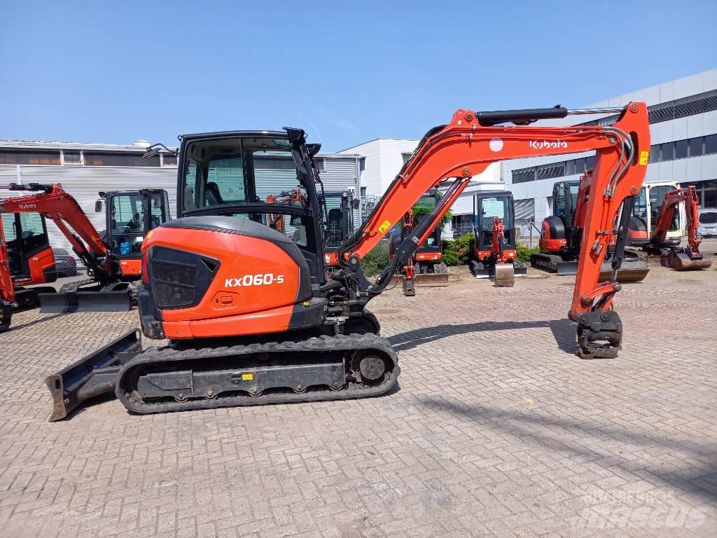 Kubota KX060-5KGLS2F Mini Escavadoras <7t