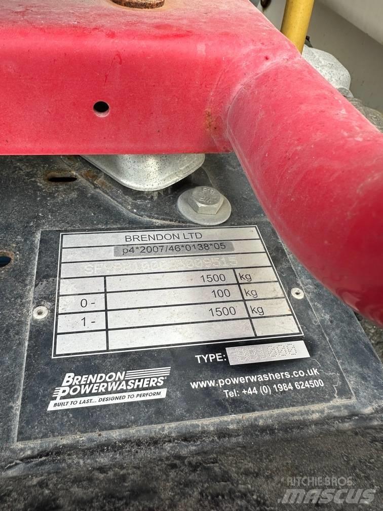  Brendan BB1000 Auto-tanques