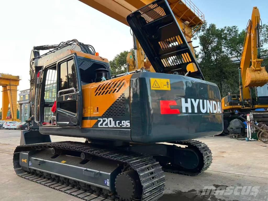 Hyundai R220LC-9S Escavadoras Midi 7t - 12t