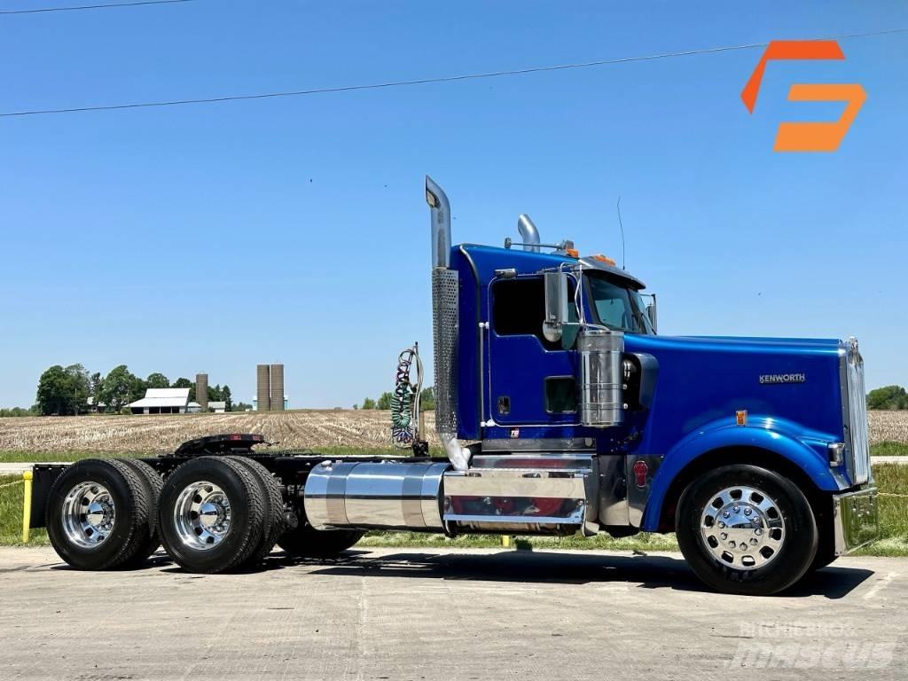Kenworth W 900 Tractores (camiões)