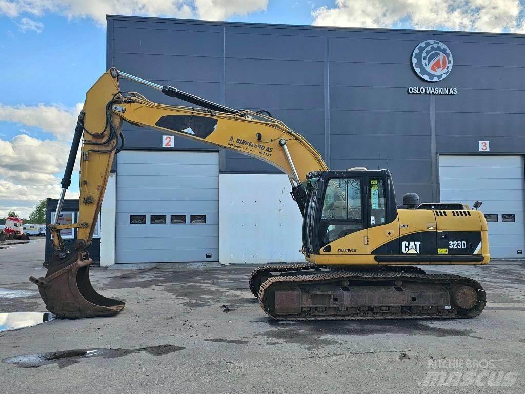 CAT 323 D L Escavadoras de rastos