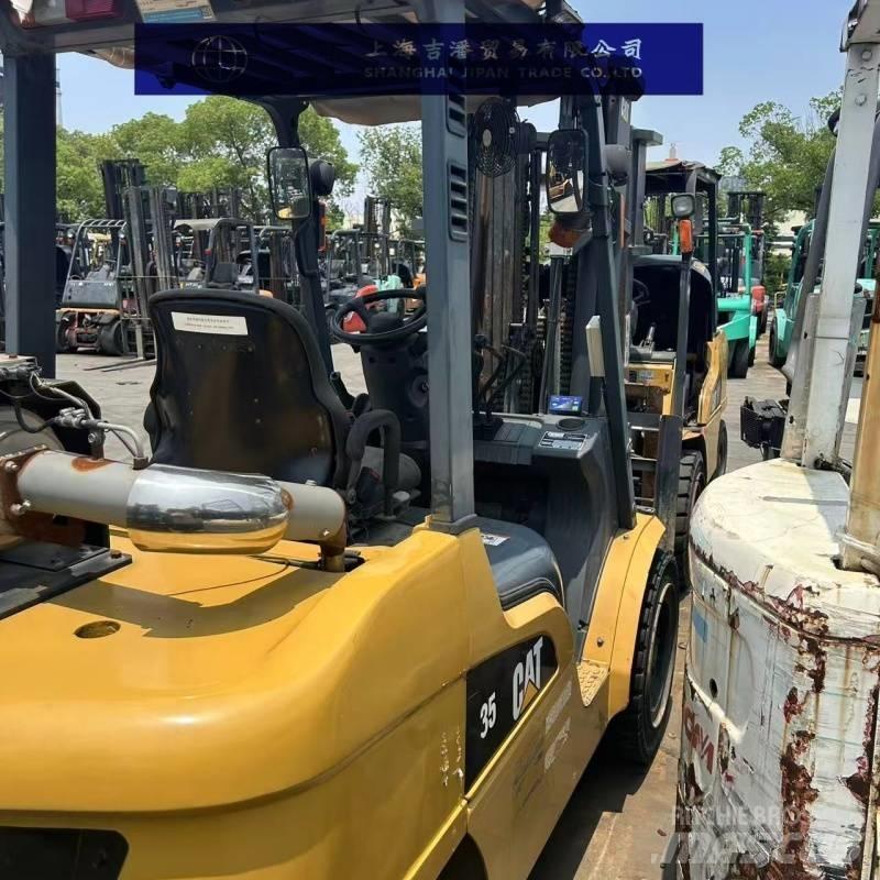 CAT 35 Empilhadores Diesel
