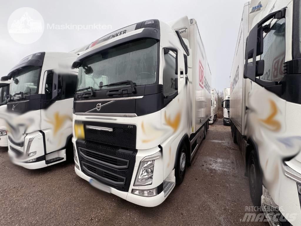 Volvo FH 500 Camiões de caixa fechada