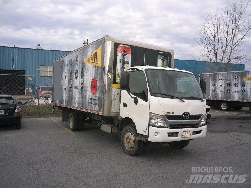 Hino 195 Carrinhas de caixa fechada
