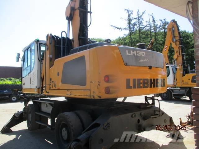 Liebherr LH 30 M Manipuladores de resíduos / indústria