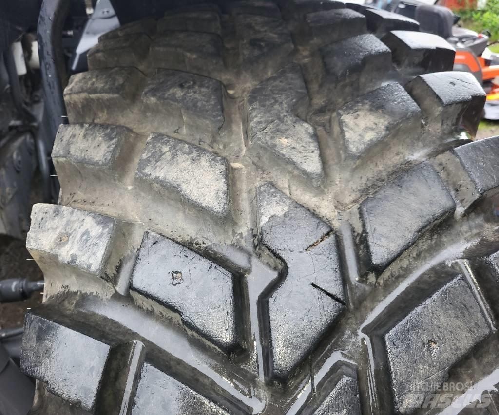 Valtra T 235 D Tratores Agrícolas usados