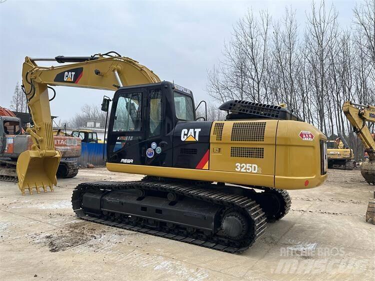CAT 325D2 Escavadoras de rastos