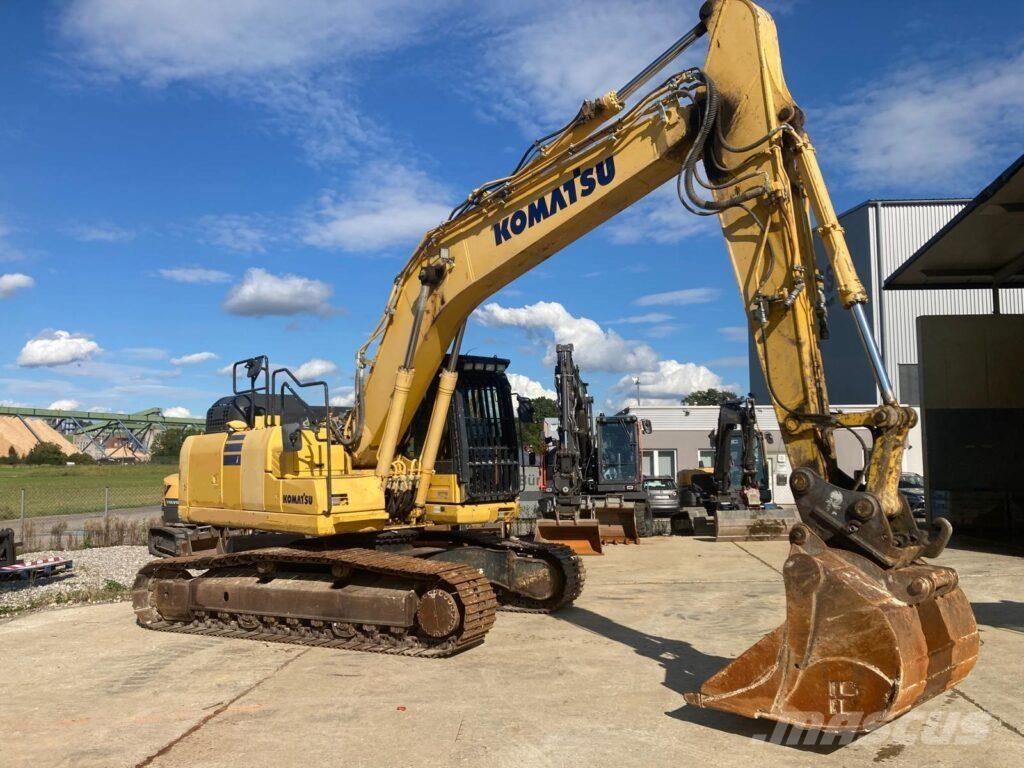 Komatsu PC210LC-11 Escavadoras de rastos