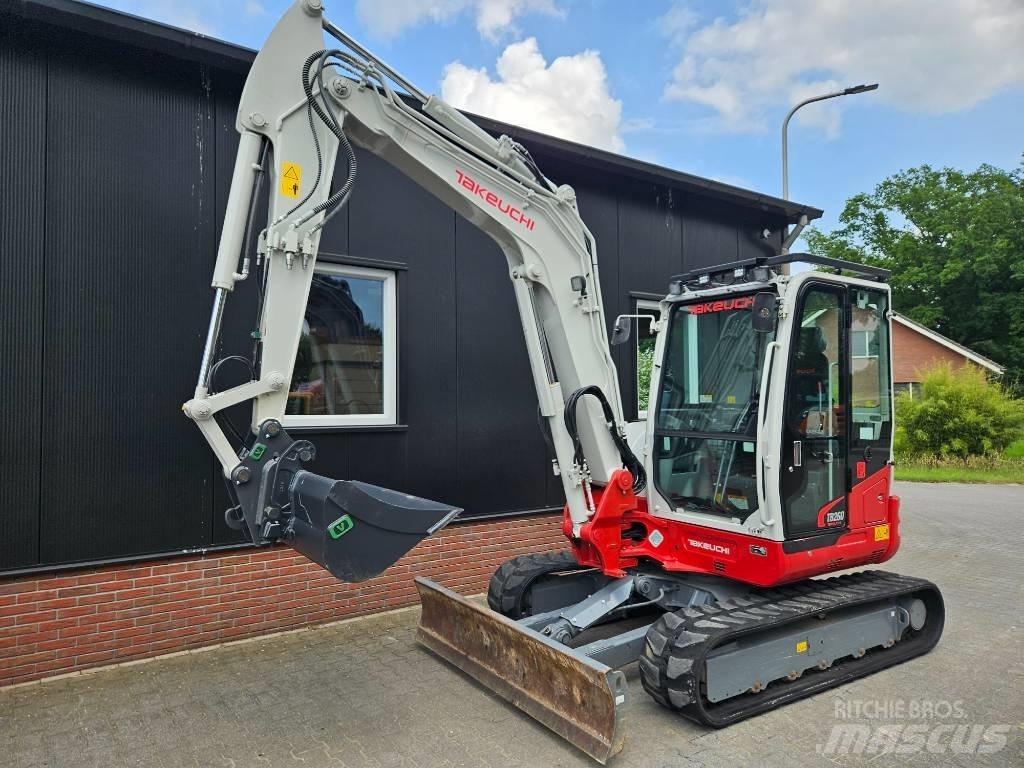 Takeuchi TB 260 Mini Escavadoras <7t