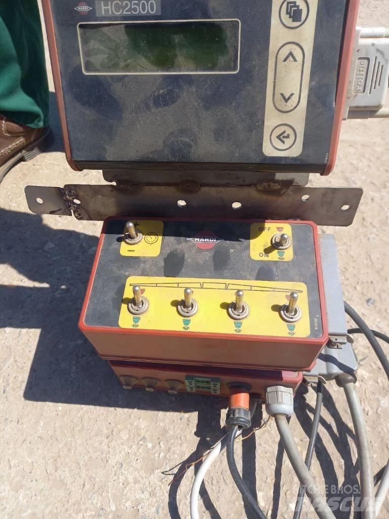 Hardi Commander 4200 Pulverizadores rebocados