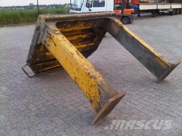 CAT 990 II Chassis e suspensões