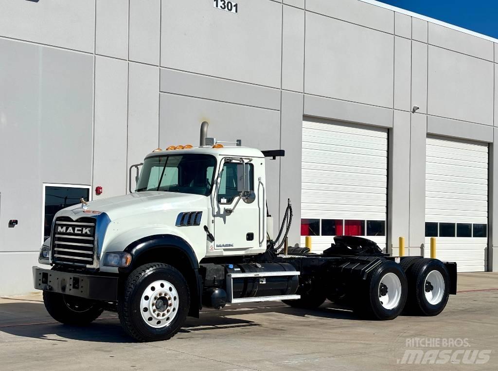 Mack Granite Tractores (camiões)