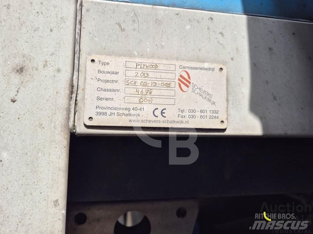 Volvo FL240 Camiões de caixa fechada