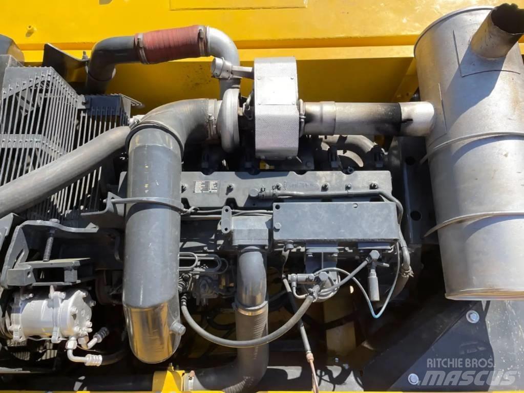 Komatsu PC300-7 Escavadoras de rastos