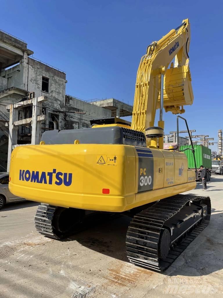 Komatsu PC300-7 Escavadoras de rastos