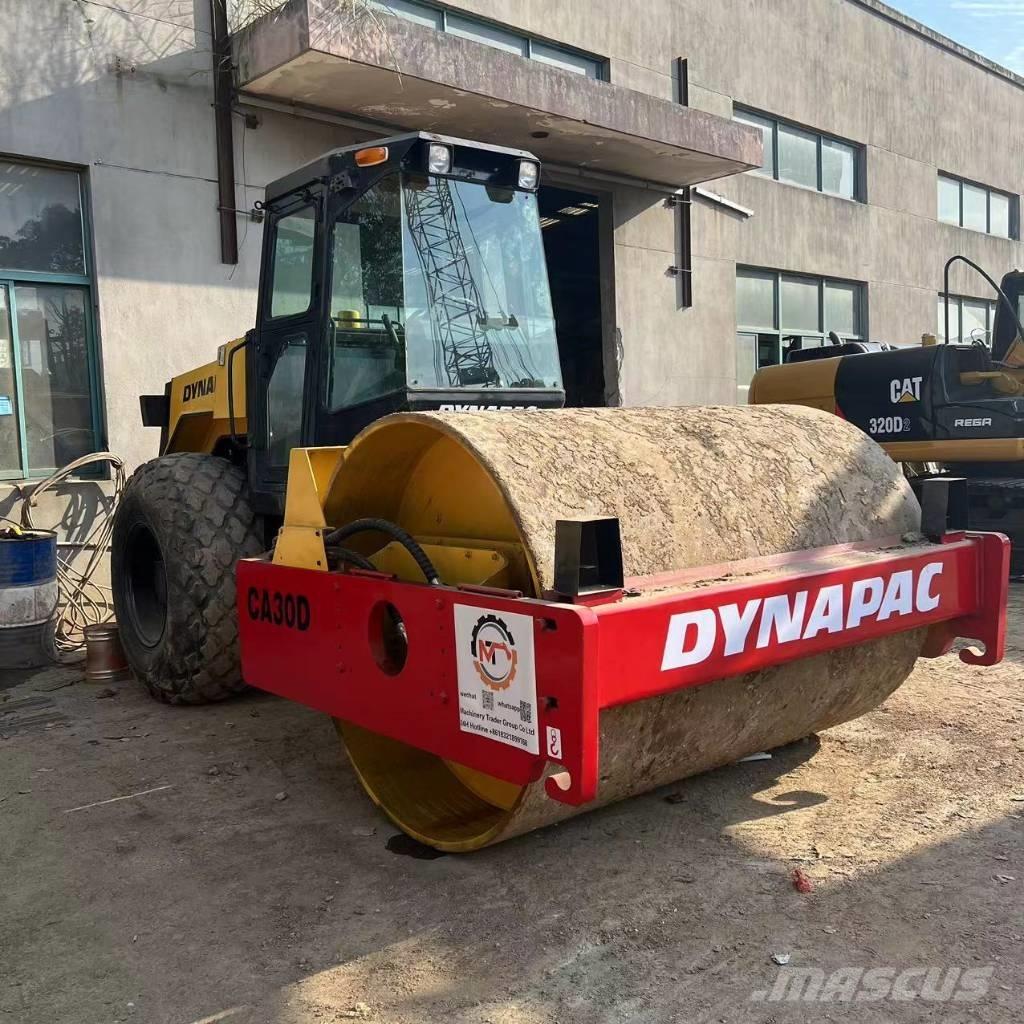 Dynapac CA 30 D Cilindros Compactadores monocilíndricos