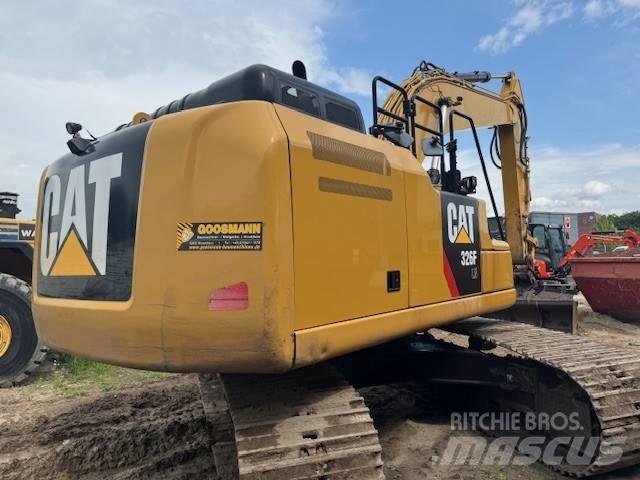 CAT 326 F L Escavadoras de rastos