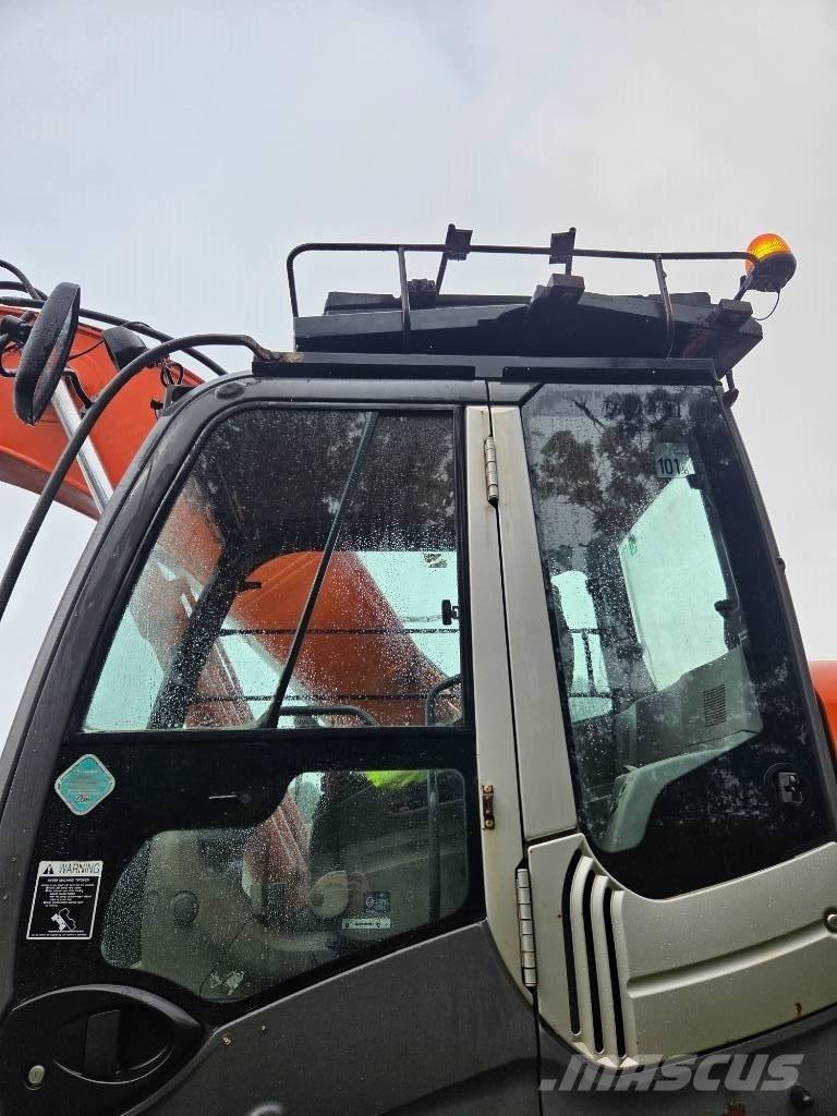 Hitachi ZX 210 LC-3 Escavadoras de rastos