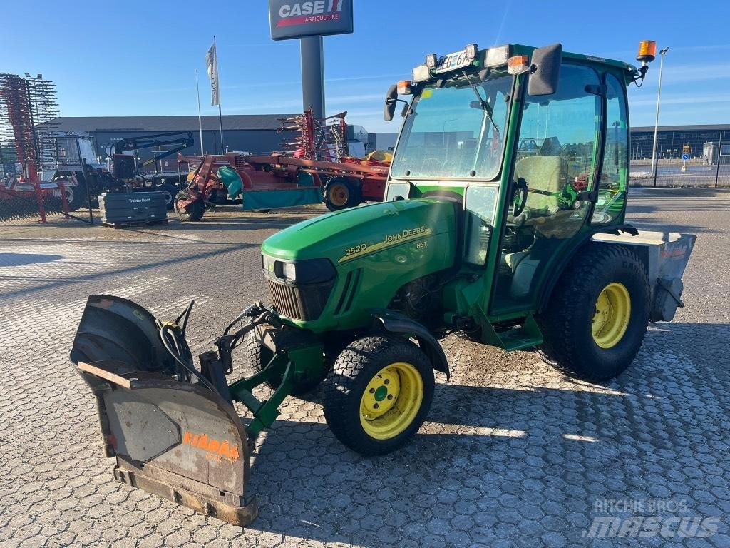 John Deere 2520 HST Tractores compactos