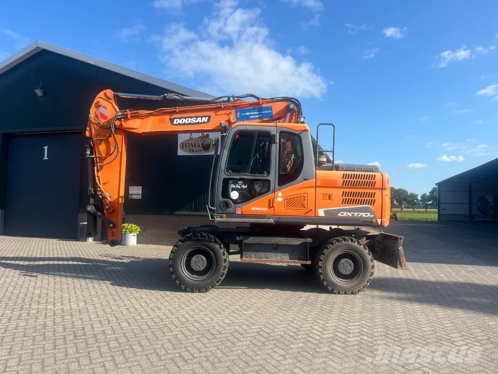 Doosan DX 170 W-5 Escavadoras de rodas