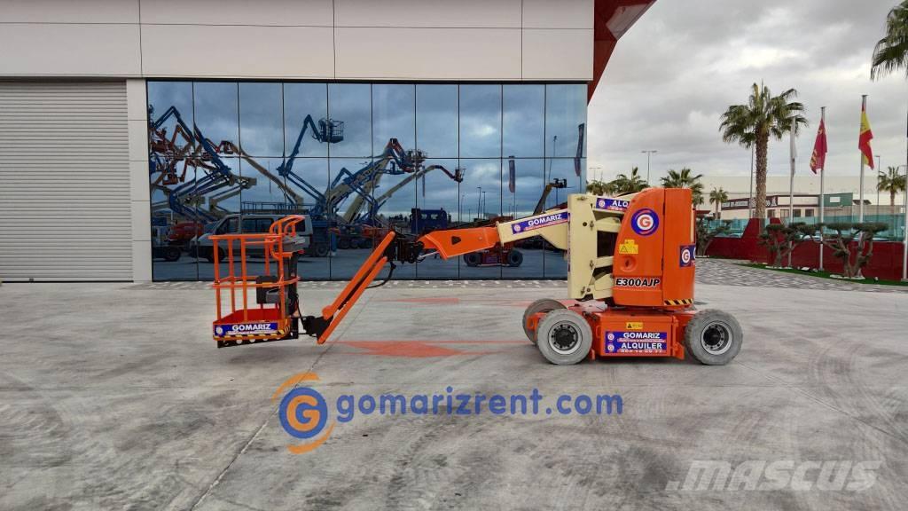 JLG E 300 AJP Elevadores braços articulados