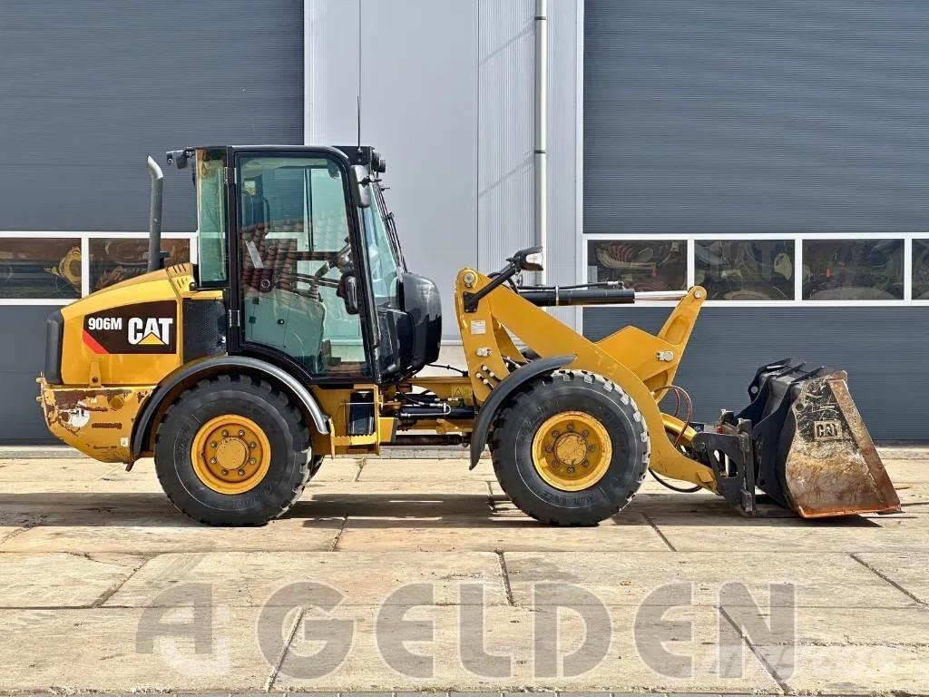 CAT 906M - NEW TYRES Pás carregadoras de rodas