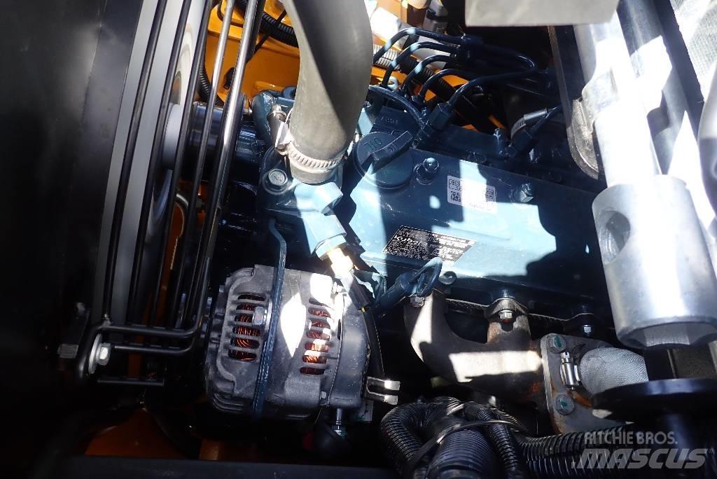 JCB 403 Carregadora multifunções