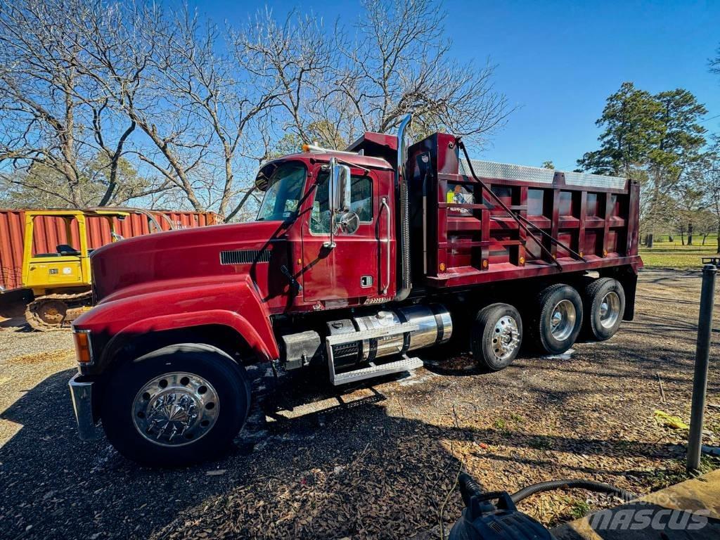 Mack CHU600 Camiões basculantes